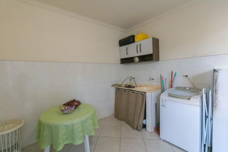 Casa à venda com 172m², 4 quartos e 2 vagas