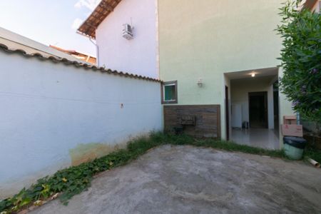 Casa à venda com 172m², 4 quartos e 2 vagas
