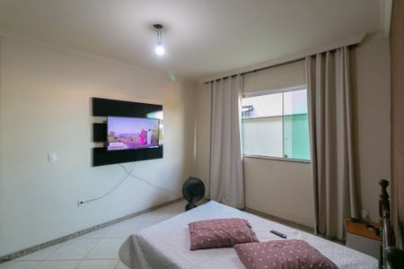 Casa à venda com 172m², 4 quartos e 2 vagas