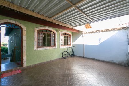 Casa à venda com 172m², 4 quartos e 2 vagas