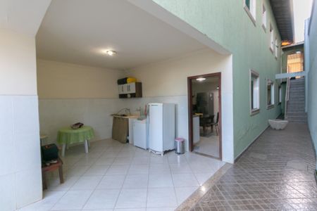 Casa à venda com 172m², 4 quartos e 2 vagas