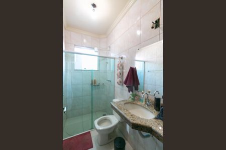 Casa à venda com 172m², 4 quartos e 2 vagas