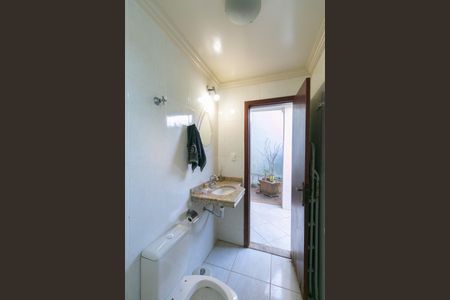 Casa à venda com 172m², 4 quartos e 2 vagas