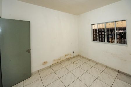 Casa para alugar com 2 quartos, 277m² em Guarani, Belo Horizonte