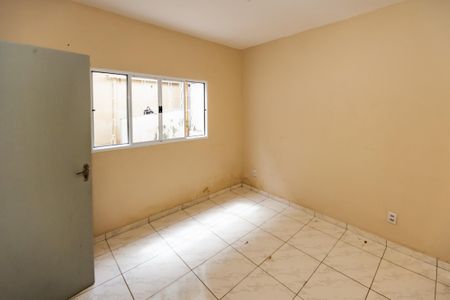 Casa para alugar com 2 quartos, 277m² em Guarani, Belo Horizonte