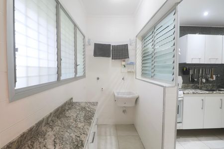 Apartamento para alugar com 96m², 2 quartos e 1 vaga Apartamento para alugar com 96m², 2 quartos e 1 vagaÁrea de Serviço