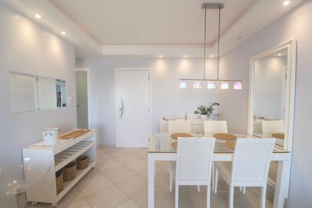 Apartamento para alugar com 96m², 2 quartos e 1 vaga Apartamento para alugar com 96m², 2 quartos e 1 vagaSala