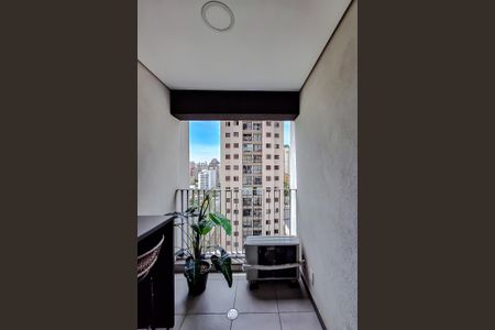 Studio para alugar com 23m², 1 quarto e sem vaga Studio para alugar com 23m², 1 quarto e sem vagaVaranda