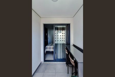 Studio para alugar com 23m², 1 quarto e sem vaga Studio para alugar com 23m², 1 quarto e sem vagaVaranda