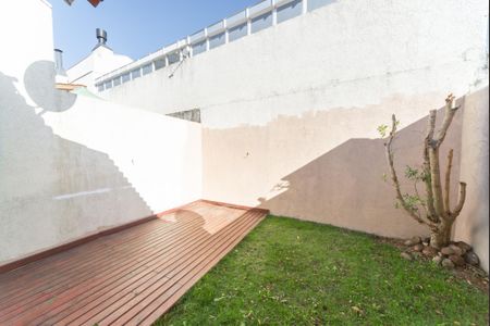 Vista de casa de condomínio para alugar com 2 quartos, 50m² em Formoza, Alvorada
