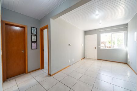 Casa de Condomínio para alugar com 2 quartos, 50m² em Formoza, Alvorada