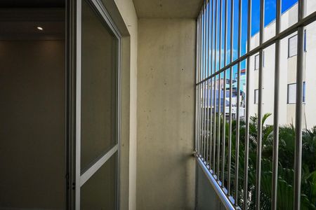 Apartamento para alugar com 59m², 2 quartos e 1 vagaVaranda