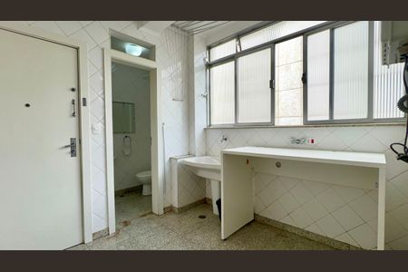 Apartamento à venda com 157m², 3 quartos e 1 vaga Apartamento à venda com 157m², 3 quartos e 1 vagaÁrea de Serviço