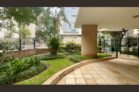 Apartamento à venda com 157m², 3 quartos e 1 vaga Apartamento à venda com 157m², 3 quartos e 1 vagaÁrea comum