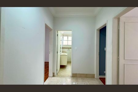 Corredor de apartamento para alugar com 3 quartos, 157m² em Cerqueira César, São Paulo