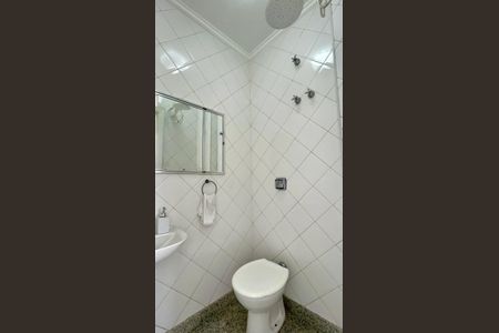 Apartamento à venda com 157m², 3 quartos e 1 vaga Apartamento à venda com 157m², 3 quartos e 1 vagaBanheiro de serviço