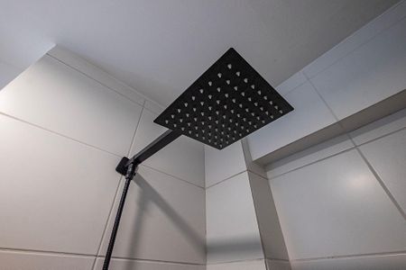 Banheiro de kitnet/studio à venda com 1 quarto, 24m² em Sumarezinho, São Paulo