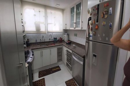 Casa à venda com 600m², 4 quartos e 6 vagasFoto 11