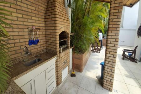 Casa à venda com 600m², 4 quartos e 6 vagasFoto 24