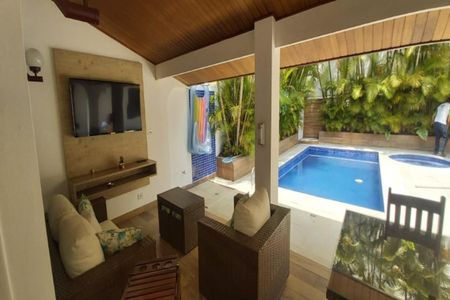 Casa à venda com 600m², 4 quartos e 6 vagasFoto 03