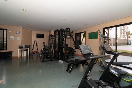 Apartamento para alugar com 100m², 3 quartos e 2 vagasÁrea comum - Academia