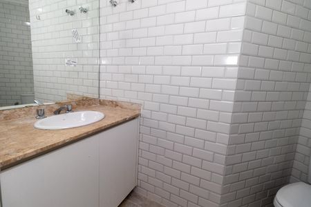 Apartamento para alugar com 100m², 3 quartos e 2 vagasBanheiro da Suíte