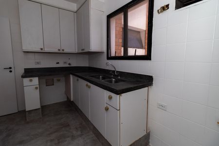 Apartamento para alugar com 100m², 3 quartos e 2 vagasCozinha