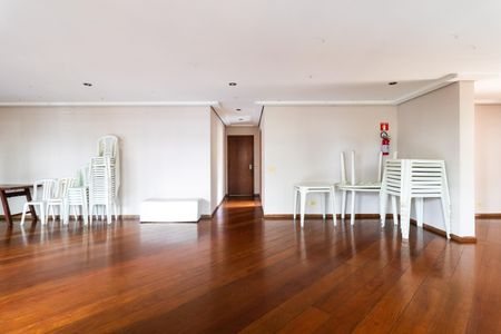 Apartamento para alugar com 100m², 3 quartos e 2 vagasÁrea comum - Salão de festas