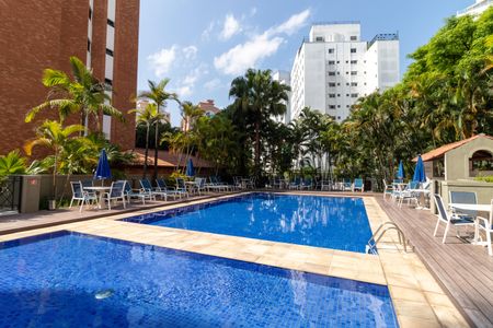 Apartamento para alugar com 100m², 3 quartos e 2 vagasÁrea comum - Piscina