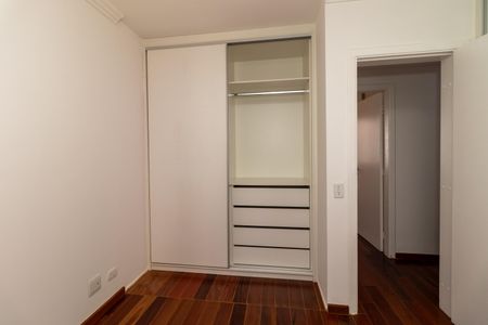 Apartamento para alugar com 100m², 3 quartos e 2 vagasSuíte