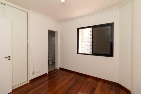 Apartamento para alugar com 100m², 3 quartos e 2 vagasSuíte