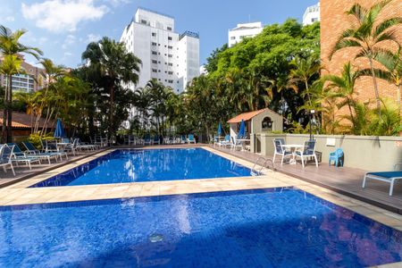 Apartamento para alugar com 100m², 3 quartos e 2 vagasÁrea comum - Piscina