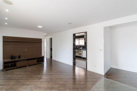 Apartamento para alugar com 114m², 3 quartos e 2 vagasSala