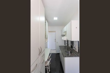 Apartamento à venda com 60m², 2 quartos e 1 vagaCozinha