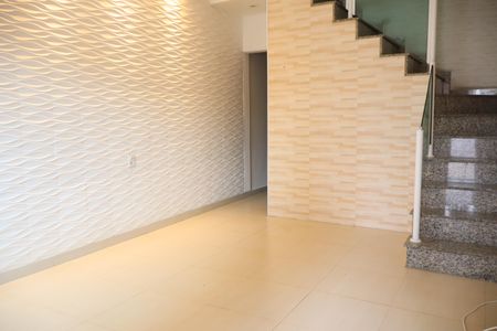 Casa à venda com 1 quarto, 120m² em Vila Ivone, São Paulo