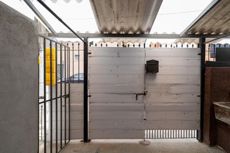 Vista Quarto de casa para alugar com 1 quarto, 50m² em Parque Císper, São Paulo