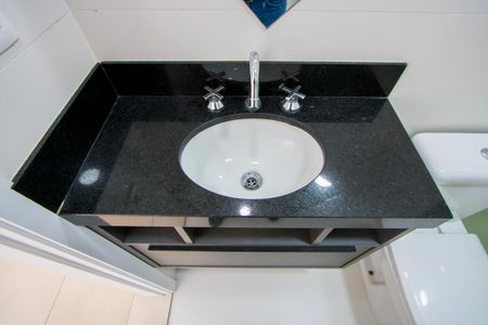 Apartamento para alugar com 63m², 2 quartos e 2 vagasBanheiro social