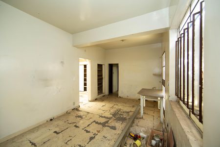 Casa à venda com 380m², 4 quartos e 2 vagas Casa à venda com 380m², 4 quartos e 2 vagasSALA