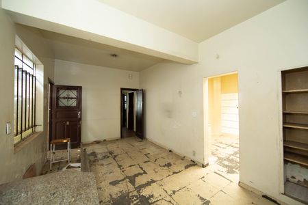 Casa à venda com 380m², 4 quartos e 2 vagas Casa à venda com 380m², 4 quartos e 2 vagasSALA