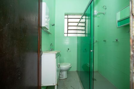 Casa à venda com 380m², 4 quartos e 2 vagas Casa à venda com 380m², 4 quartos e 2 vagasBANHEIRO1