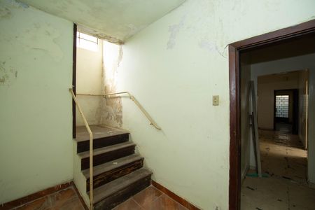 Casa à venda com 380m², 4 quartos e 2 vagas Casa à venda com 380m², 4 quartos e 2 vagasCIRCULACAO
