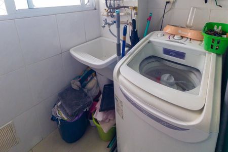 Apartamento à venda com 58m², 2 quartos e 1 vagaÁrea de Serviço