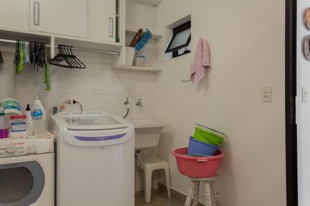 Casa à venda com 300m², 3 quartos e 3 vagasÁrea de Serviço