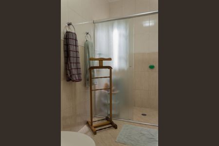 Casa à venda com 300m², 3 quartos e 3 vagasBanheiro da Suíte 1