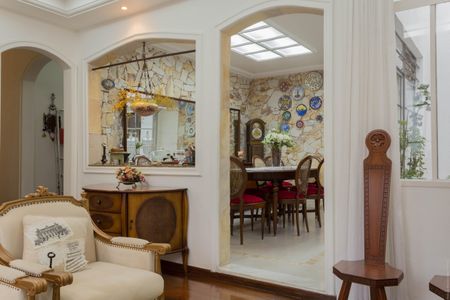 Casa à venda com 300m², 3 quartos e 3 vagasSala