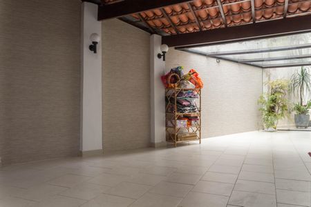 Casa à venda com 300m², 3 quartos e 3 vagasGaragem