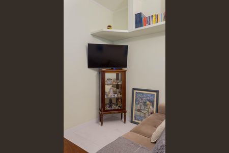 Casa à venda com 300m², 3 quartos e 3 vagasSala de TV