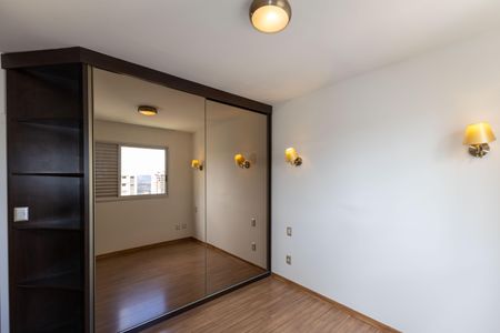 Apartamento para alugar com 80m², 2 quartos e 2 vagas Apartamento para alugar com 80m², 2 quartos e 2 vagasSuíte