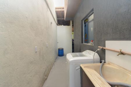 Casa à venda com 102m², 4 quartos e 4 vagasÁrea de Serviço