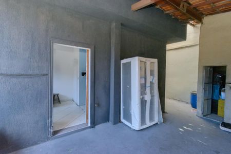 Casa à venda com 102m², 4 quartos e 4 vagasÁrea de Serviço